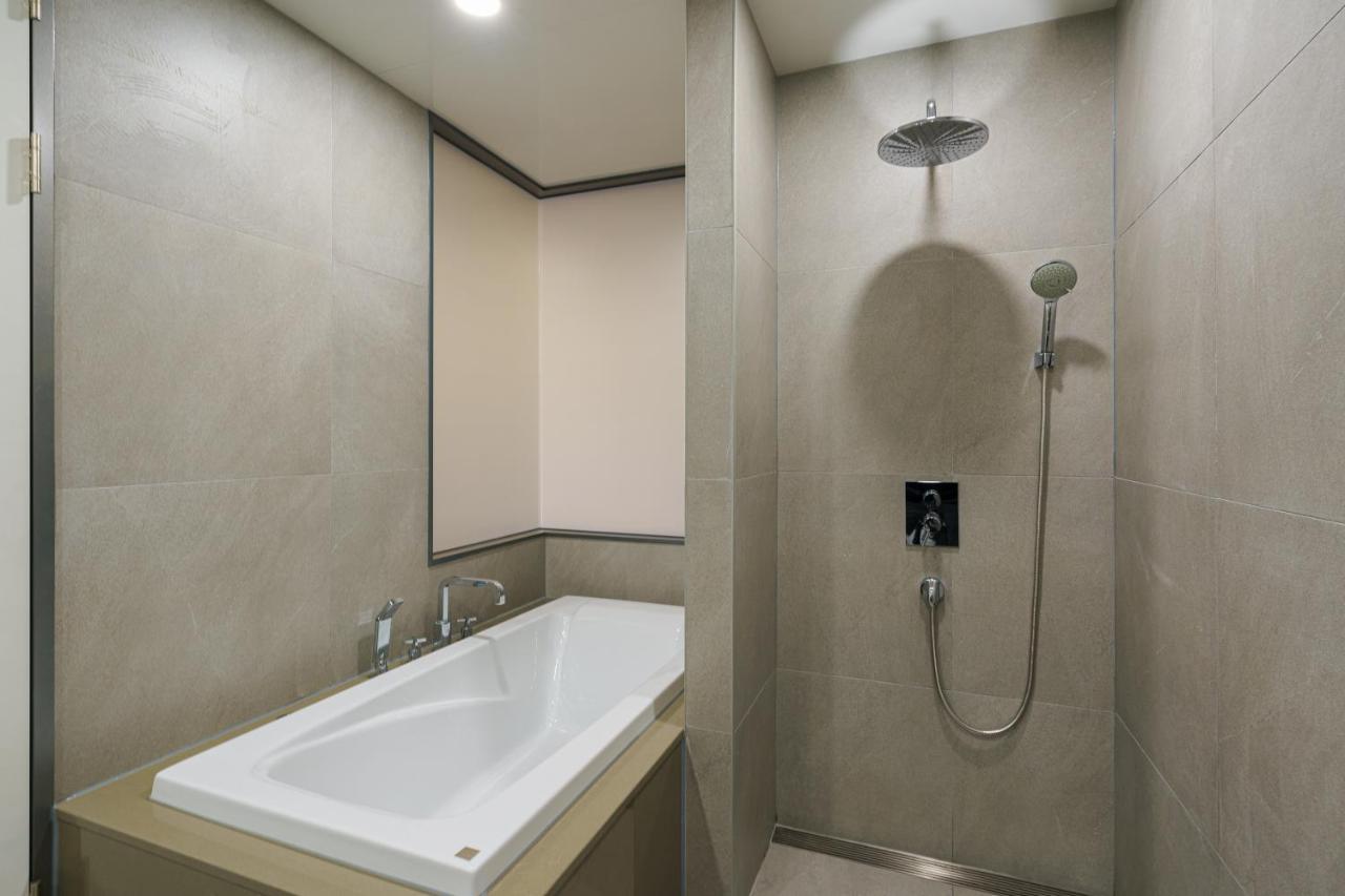 Eden Foret Hotel Чунгджу Екстериор снимка